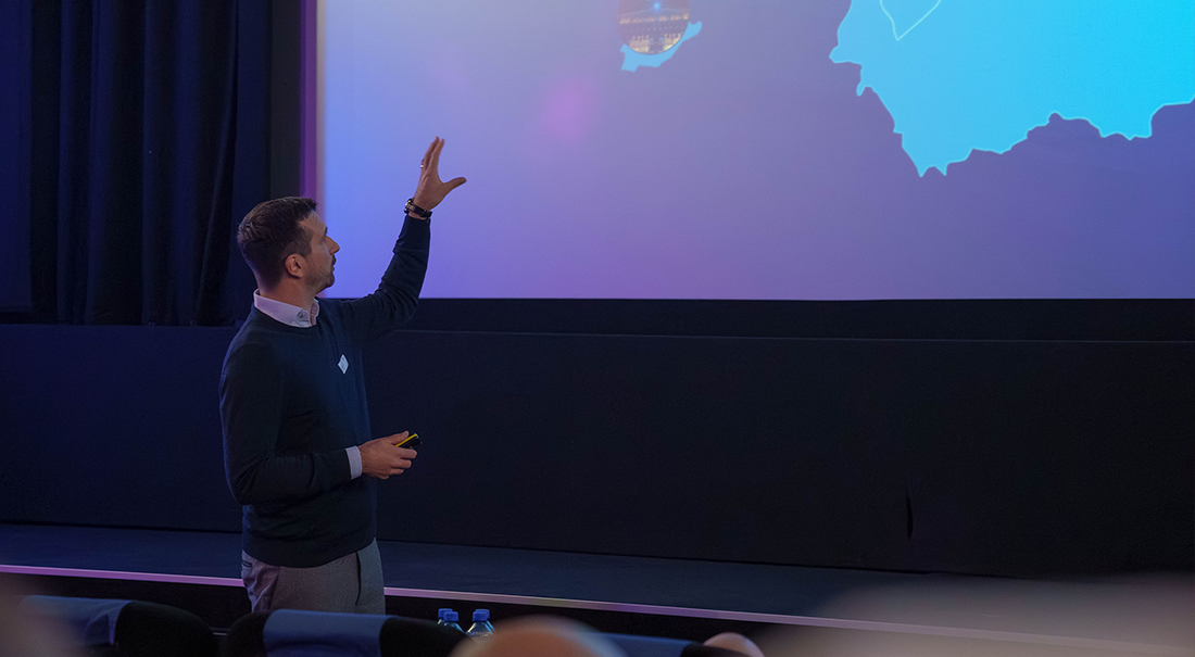 SMZ blue Abaton_Benedikt Locher